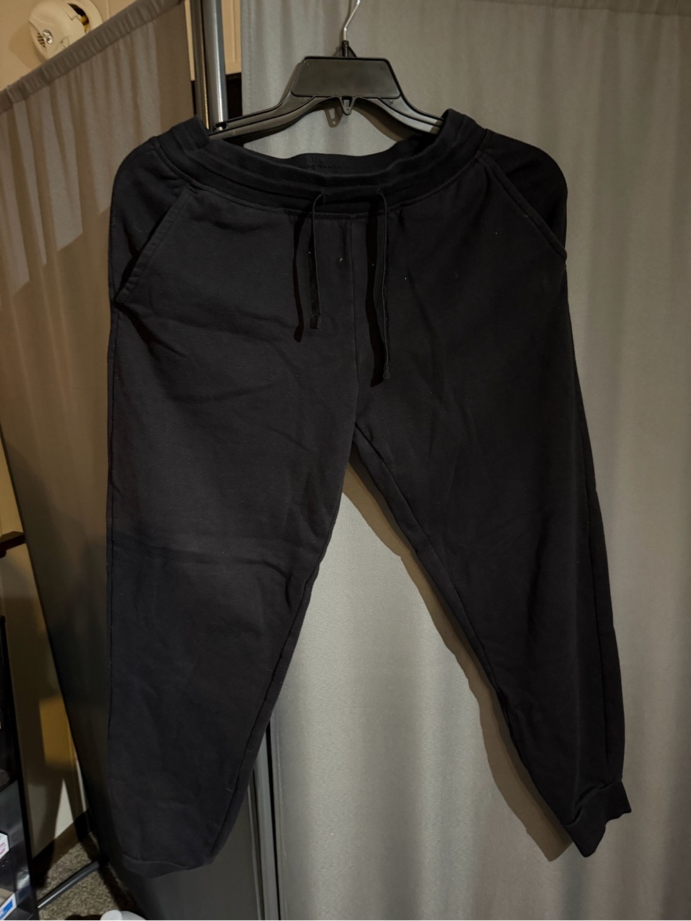 Men's Black Jogger Sweatpants - Classic Comfort